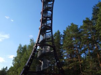 Jedna z wież widokowych- 38 m wysokości- fot. Adam Sieńko